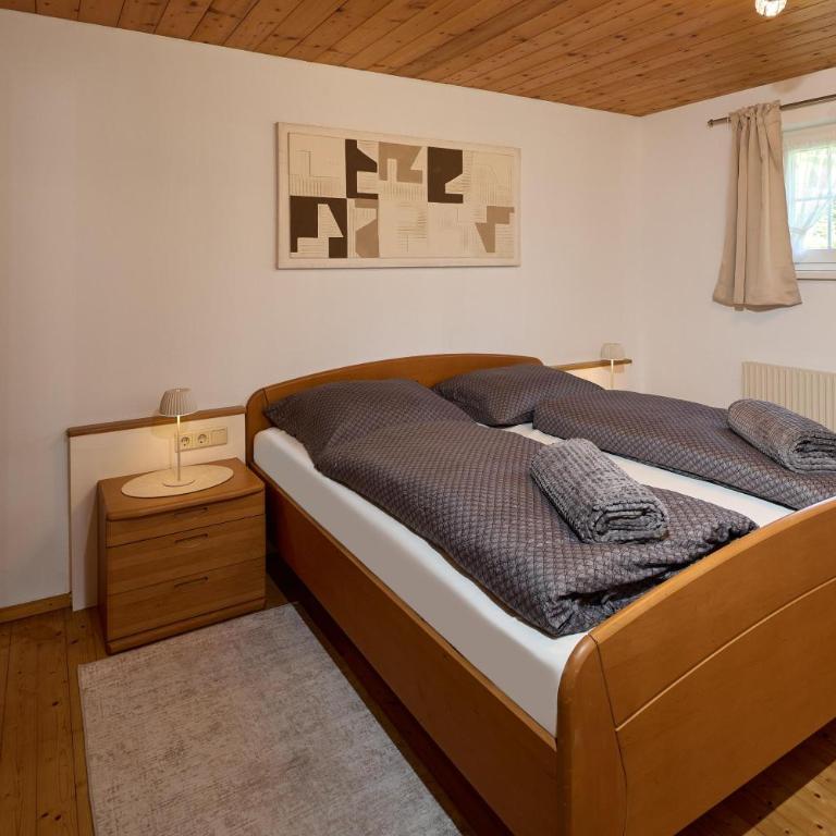 Haus Bergharmonie - Apartment mit 1 Schlafzimmer und Dusche - 13