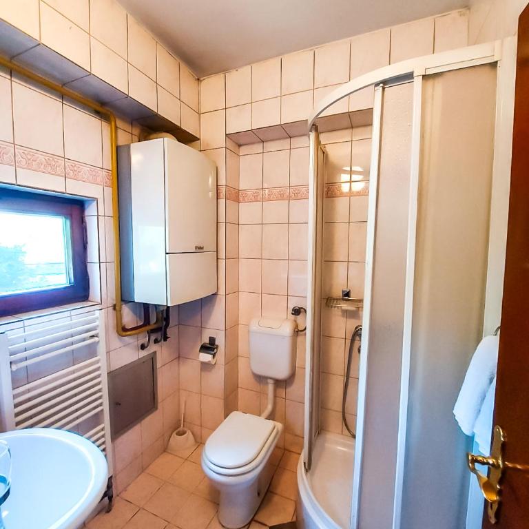 Hotel Rimski Most - Standardna Dvokrevetna Soba sa Zasebnim Krevetima - 1