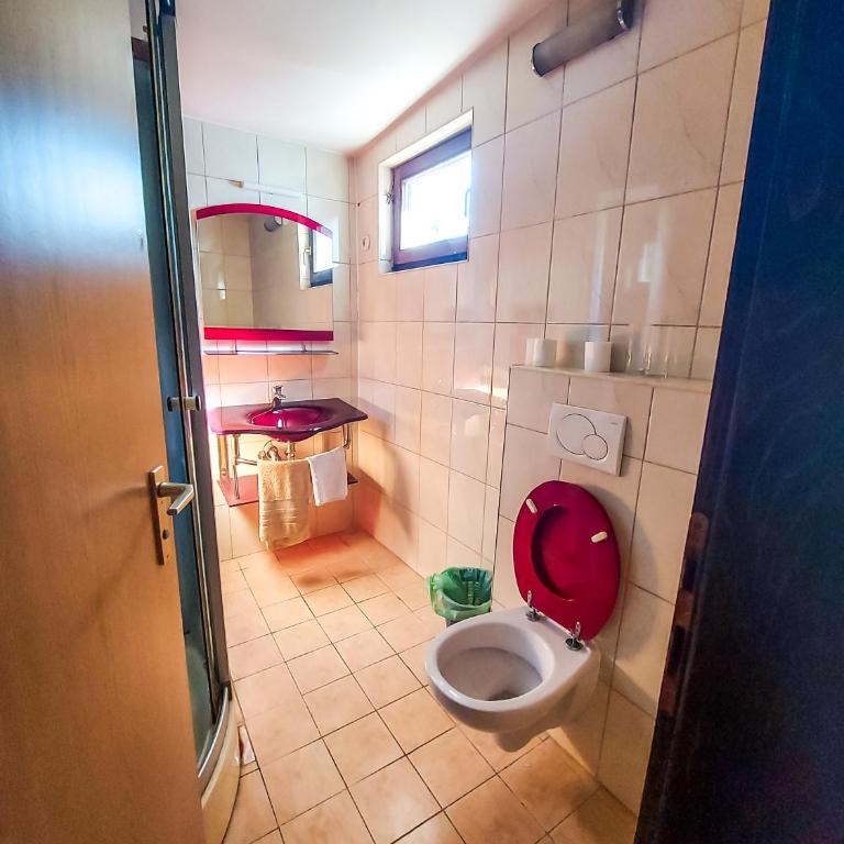 Hotel Rimski Most - Standardna Dvokrevetna Soba sa Bračnim Krevetom - 1