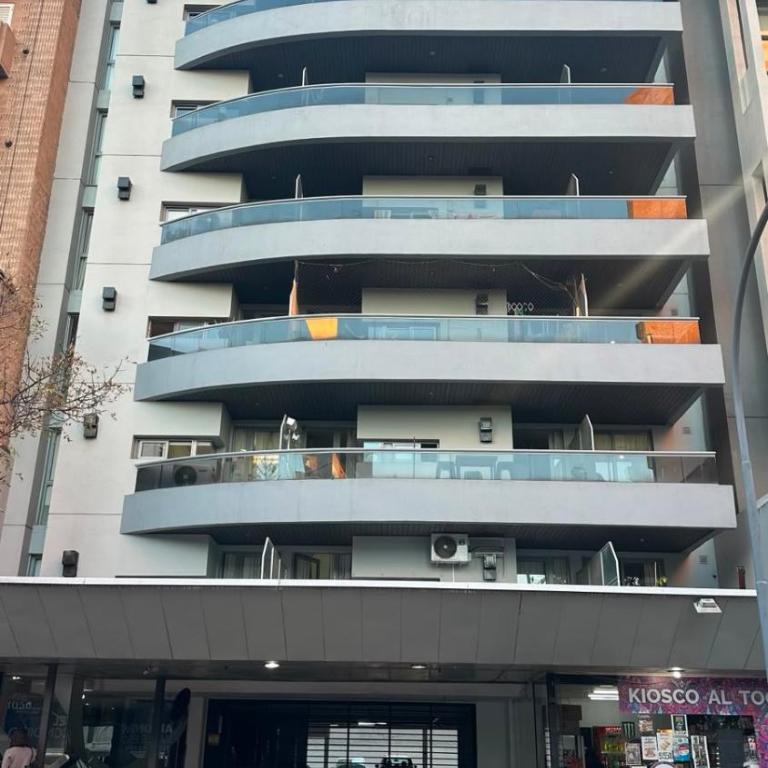 Departamento Plaza España con balcón - One-Bedroom Apartment - 14