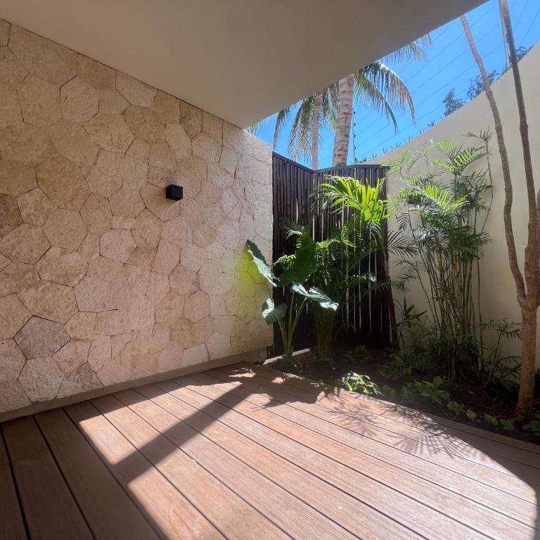 Boutique Private Villa in Hotel Zone - Pool & Outdoor Living - Villa - 8