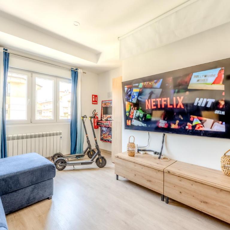 LUJO Proyector, Maquina Arcade, Wifi y Patinetes - Apartment mit 3 Schlafzimmern - 2