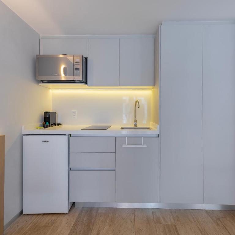 Casa Hugo by Capitalia - Estudio Superior - 18