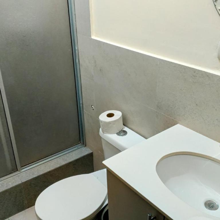 Dpto Kennedy 4dorm 1-9pers 6camas Parqueo - Apartamento - 23