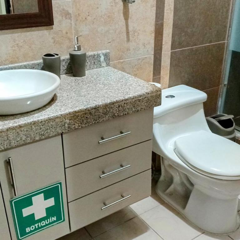 Dpto Kennedy 4dorm 1-9pers 6camas Parqueo - Apartamento - 22
