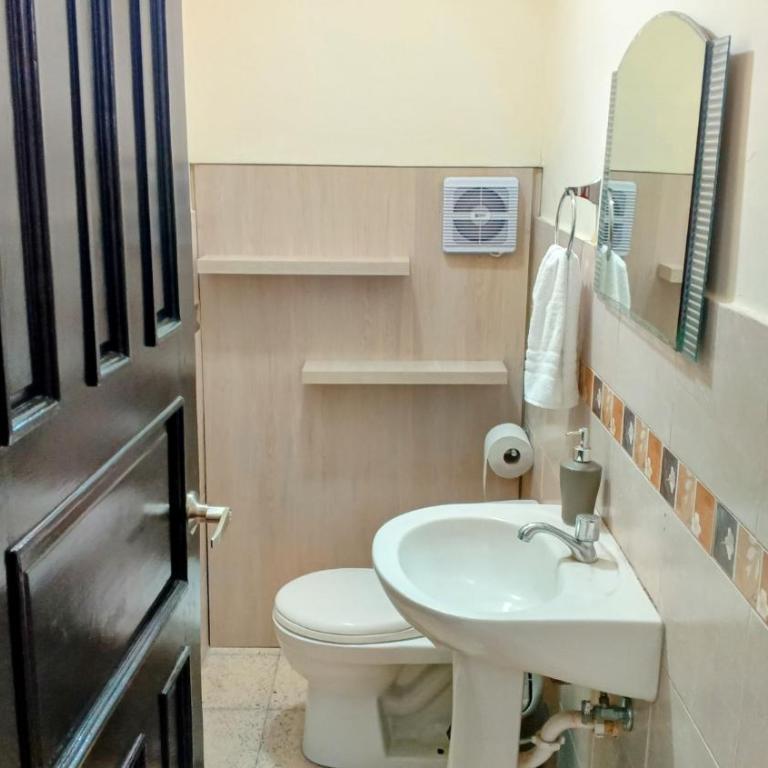 Dpto Kennedy 4dorm 1-9pers 6camas Parqueo - Apartamento - 21