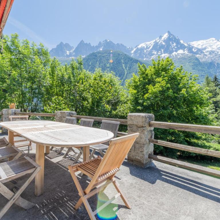 Grand Chalet des Moussoux 6BR: Terrace, Garden, Views, Sleeps 10 - Happy Rentals - Chalet - 16