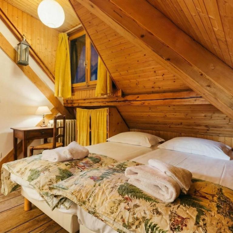 Grand Chalet des Moussoux 6BR: Terrace, Garden, Views, Sleeps 10 - Happy Rentals - Chalet - 26