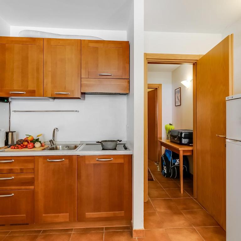 Theo's House with Terrace - Happy Rentals - Appartamento - Piano Terra - 5