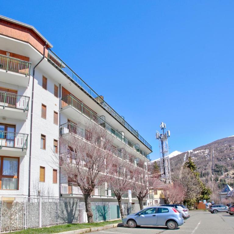 Bardonest - Central Studio in Bardonecchia - Happy Rentals - Monolocale con Vista Montagna - 9