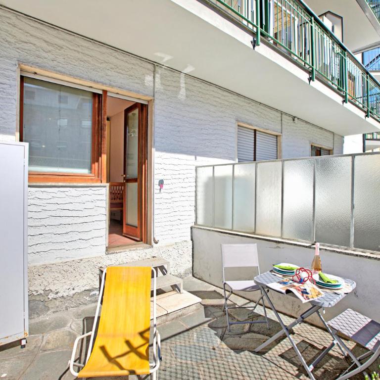 Bardonest - Central Studio in Bardonecchia - Happy Rentals - Monolocale con Vista Montagna - 7