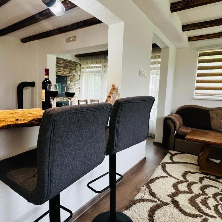 Apaurin Lodge - Peacful Nature Escape near Bosnian Pyramids - Kuća sa 1 Spavaćom Sobom - 3