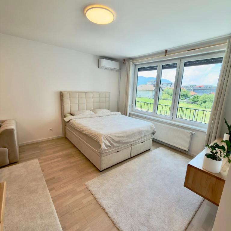 Sunset Dream Apartment -- 2 minutes from the Airport - One-Bedroom Apartment - 6