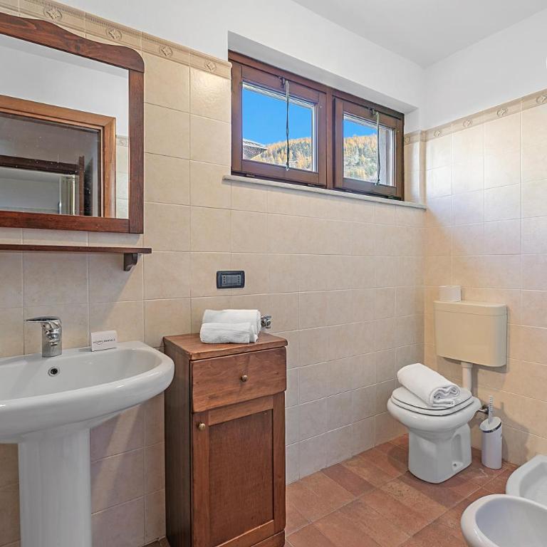 The Sunflower - Apt with Balcony and Private Parking - Happy Rentals - Appartamento con Balcone - 7