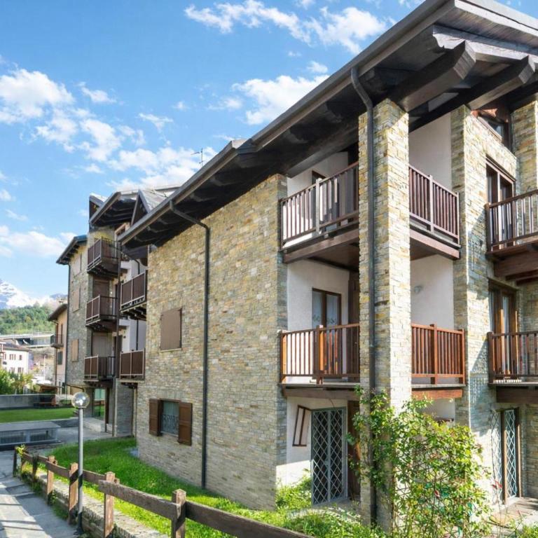 The Sunflower - Apt with Balcony and Private Parking - Happy Rentals - Appartamento con Balcone - 15