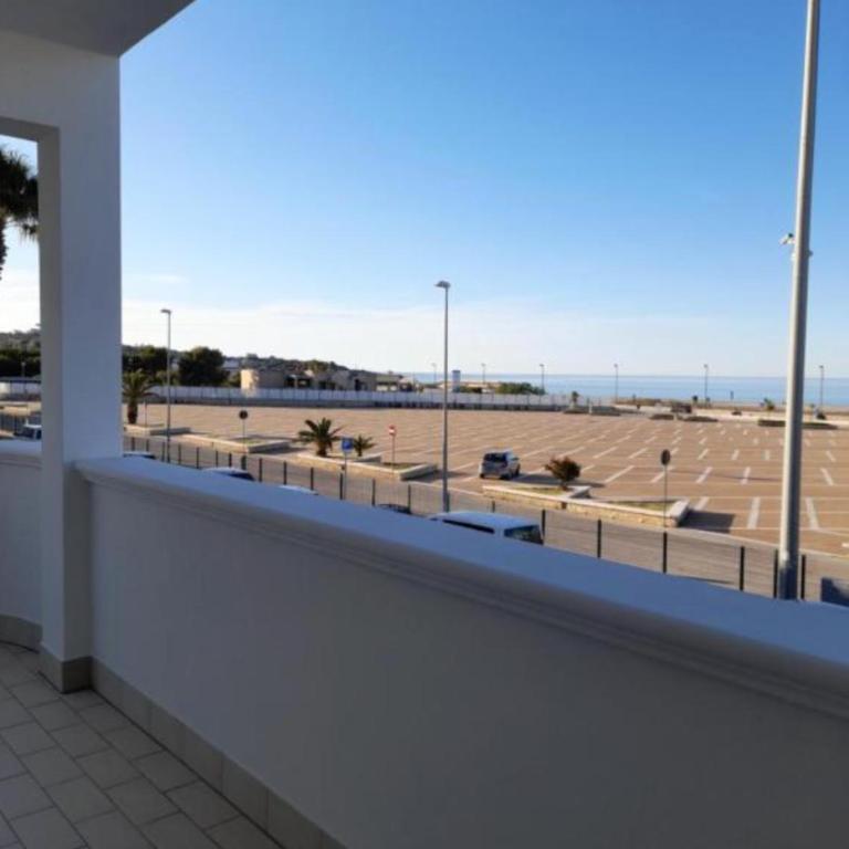 Appartamenti Bramante - Appartamento Deluxe con 2 Camere da Letto e Vista Oceano - 1