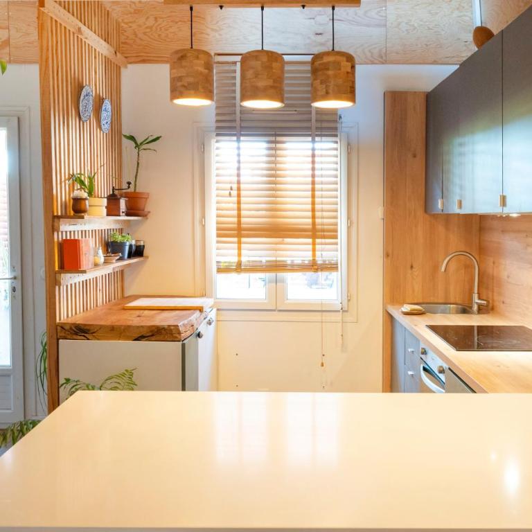 Séjour au coeur de Capbreton - Appartement Supérieur - Vue sur Ville - 16