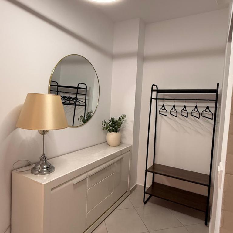Santo Apartment - One-Bedroom Apartment - 10