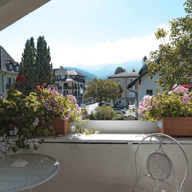 Gästehaus Alpenkranz - Familienzimmer mit Balkon - 6