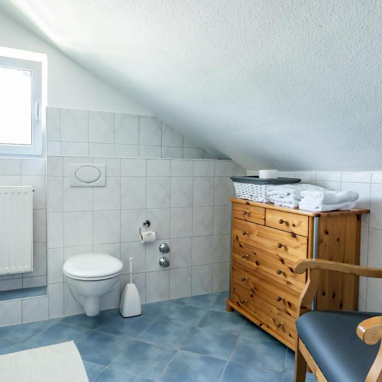 Gästehaus Alpenkranz - Familienzimmer mit Balkon - 7