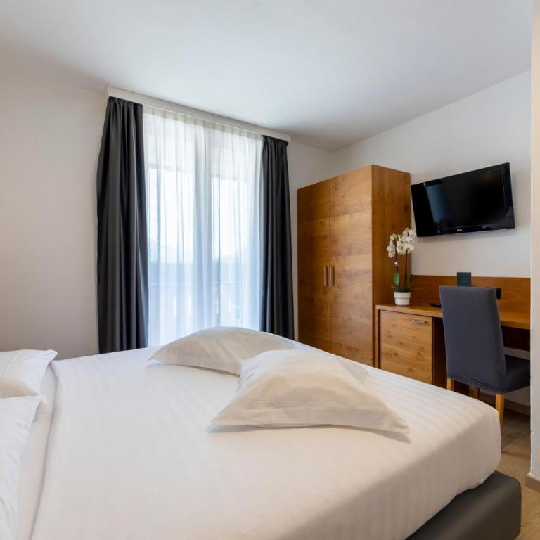 Royal Olympic Hotel - Camera Familiare - 12
