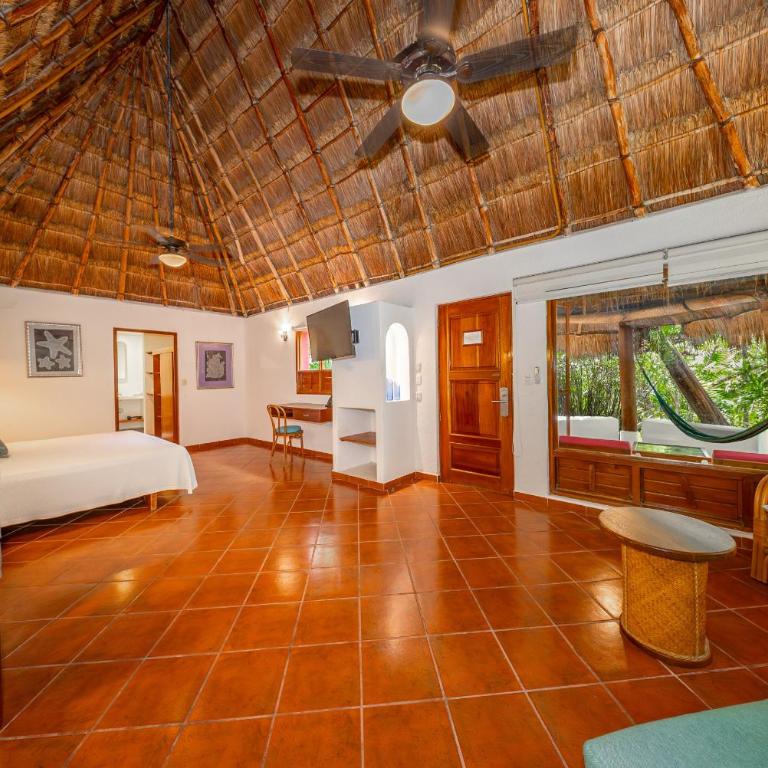 Riviera Maya Suites - Bungalow con patio - 2