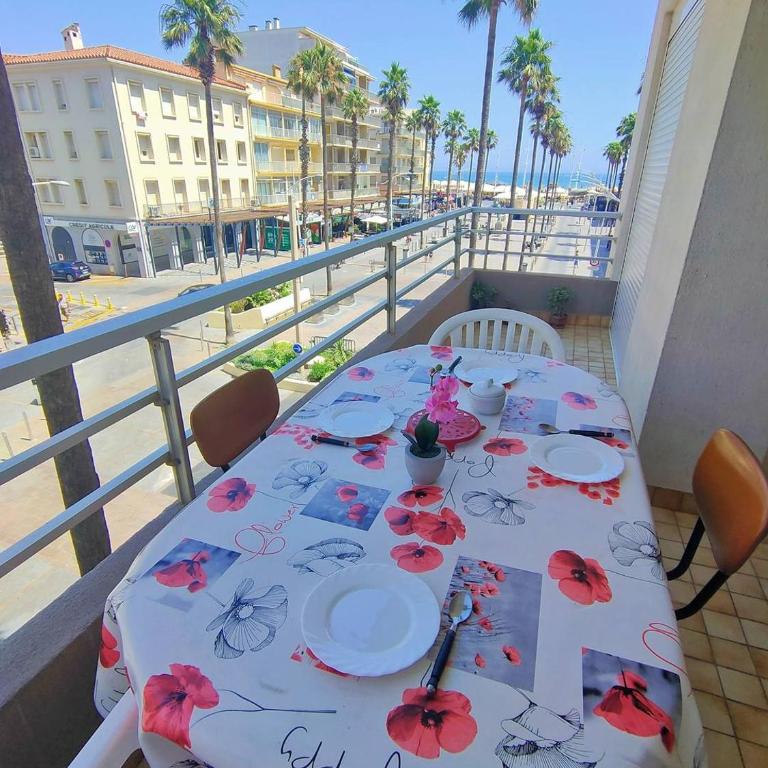 Appartement T3 proche commerces et animations - 5CDUSUD1 - Appartement 2 Chambres - 2