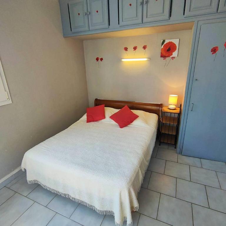 Appartement T3 proche commerces et animations - 5CDUSUD1 - Appartement 2 Chambres - 13