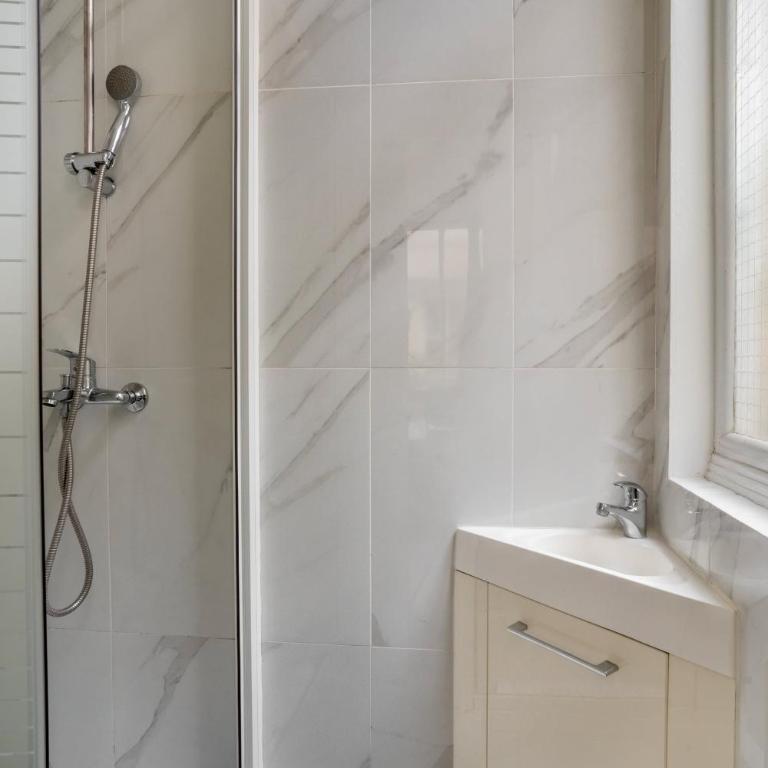 Modern 3BD for 8 guests in Bastille Voltaire - Appartement - 21