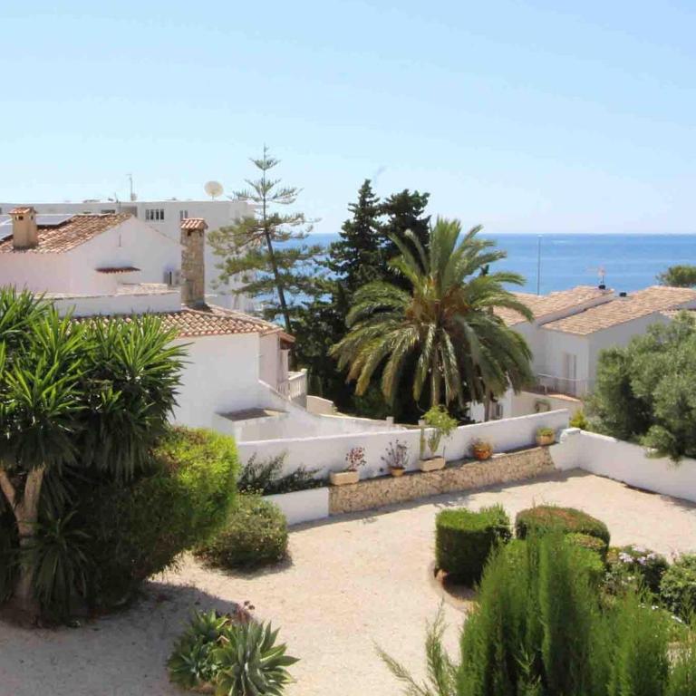 Acogedora casa en Moraira con piscina comunitaria, cerca de la playa, ideal para familias y amigos - HISP-216-222 - Casa - 16