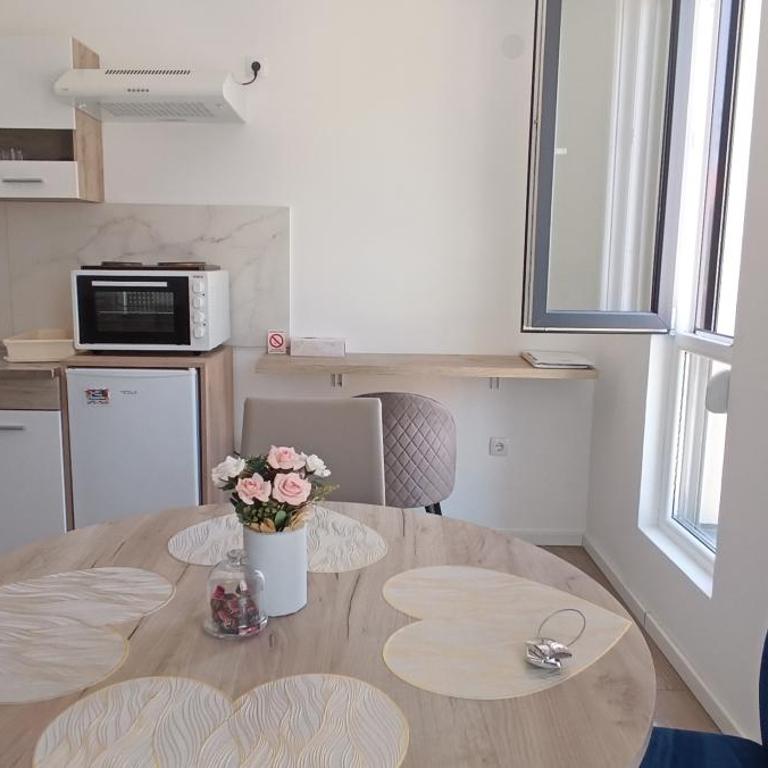 Golden Roses Apartment, free private parking - Apartman sa 1 Spavaćom Sobom - 14