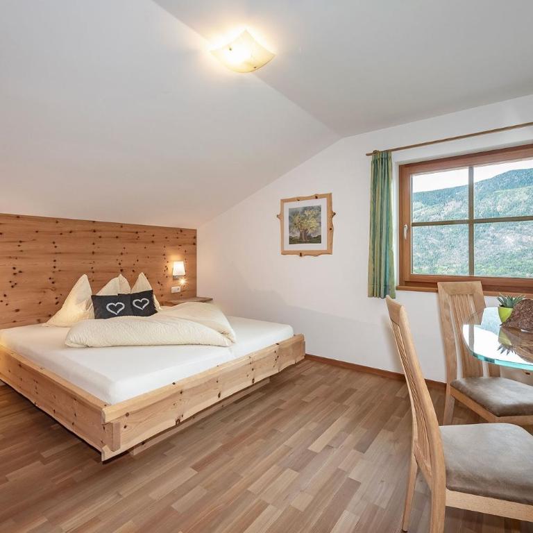 Wasserfall Moarlhof Kastelruth - Deluxe-Apartment mit 2 Schlafzimmern und Gartenblick - 7