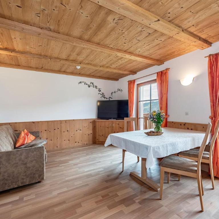 Wasserfall Moarlhof Kastelruth - Deluxe-Apartment mit 2 Schlafzimmern und Gartenblick - 12