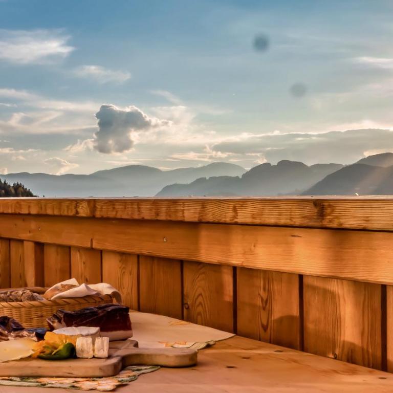 Wasserfall Moarlhof Kastelruth - Deluxe-Apartment mit 2 Schlafzimmern und Gartenblick - 16