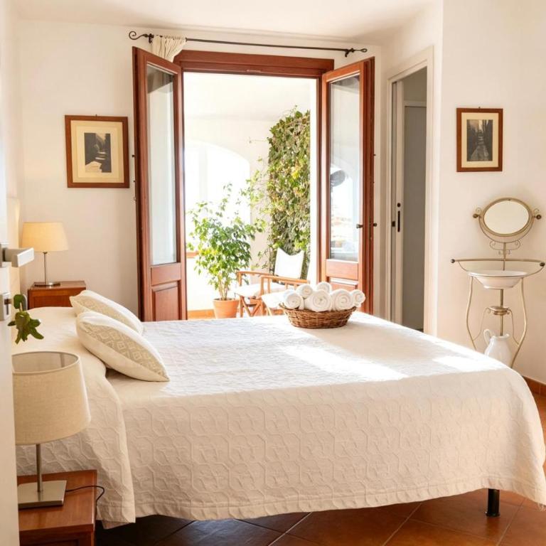 B&B L'Umbra di lu Soli - Camera Matrimoniale/Doppia con Letti Singoli con Vista Giardino - 1