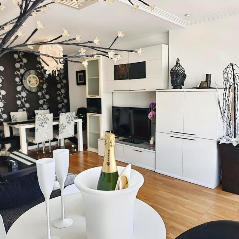 Navamares Luxury - Apartment mit 2 Schlafzimmern - 27