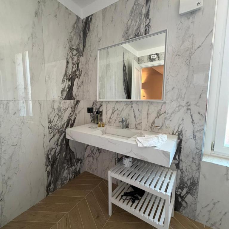 Campus Martius - Appartamento con 2 Camere da Letto - 2