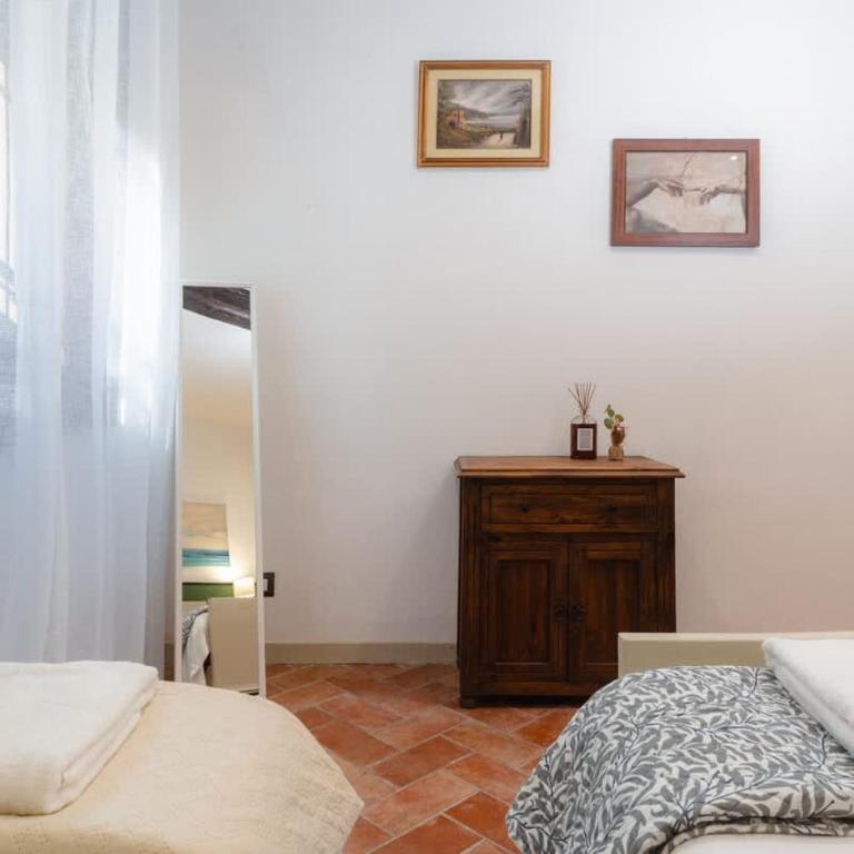 Ground-Floor Retreat Steps from SMN Station - Apartment - 6