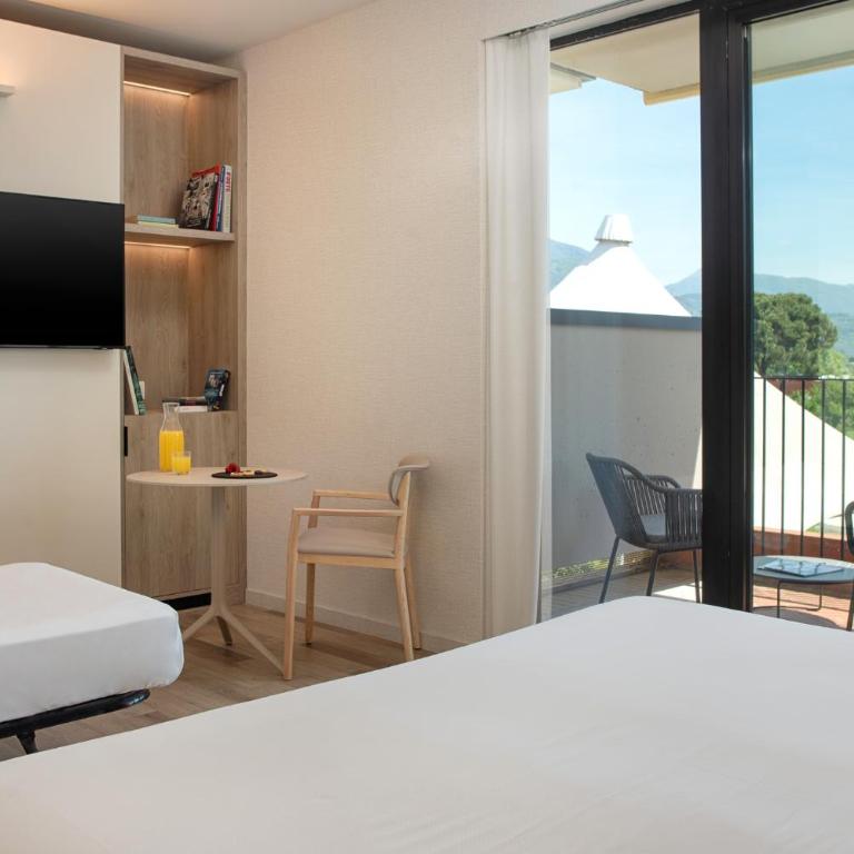 UNA Hotels Forte Dei Marmi - Camera Matrimoniale Deluxe con 1 Letto Supplementare - 8
