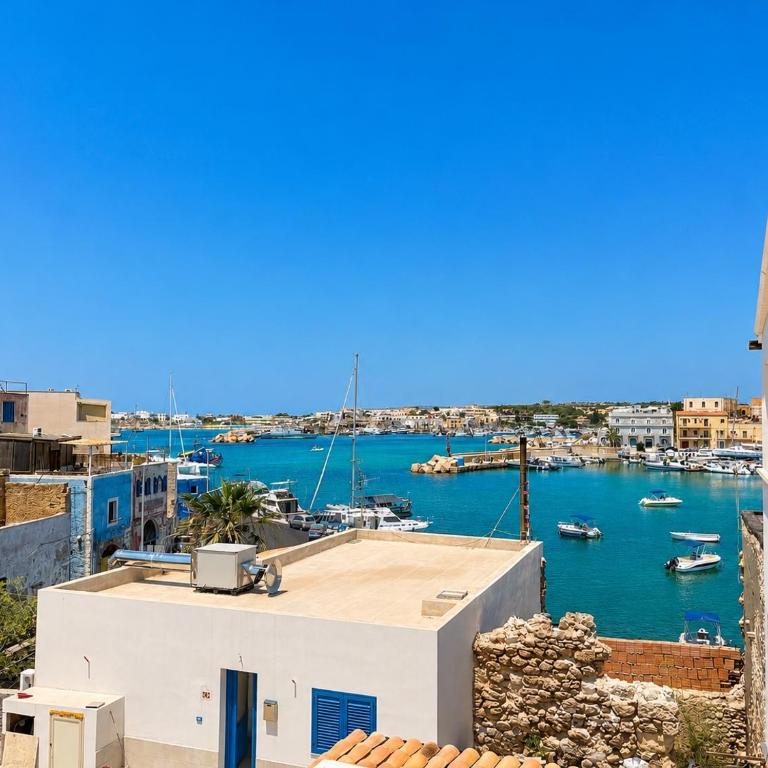 B&B Una favola di mare - Deluxe Double Room with Sea View - 4