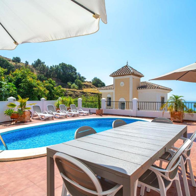 Villa Calidum - Private Pool, Sea Views & 5min from Nerja - Villa con piscina privada - 8