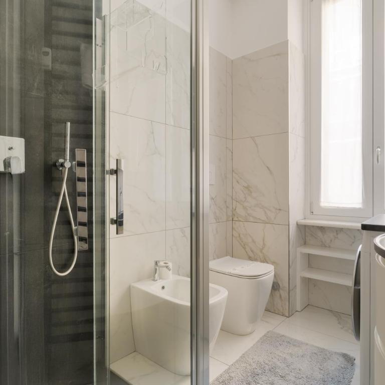 Centrale - Corso Buenos Aires Spazioso Bilocale - Appartamento con 1 Camera da Letto - 10