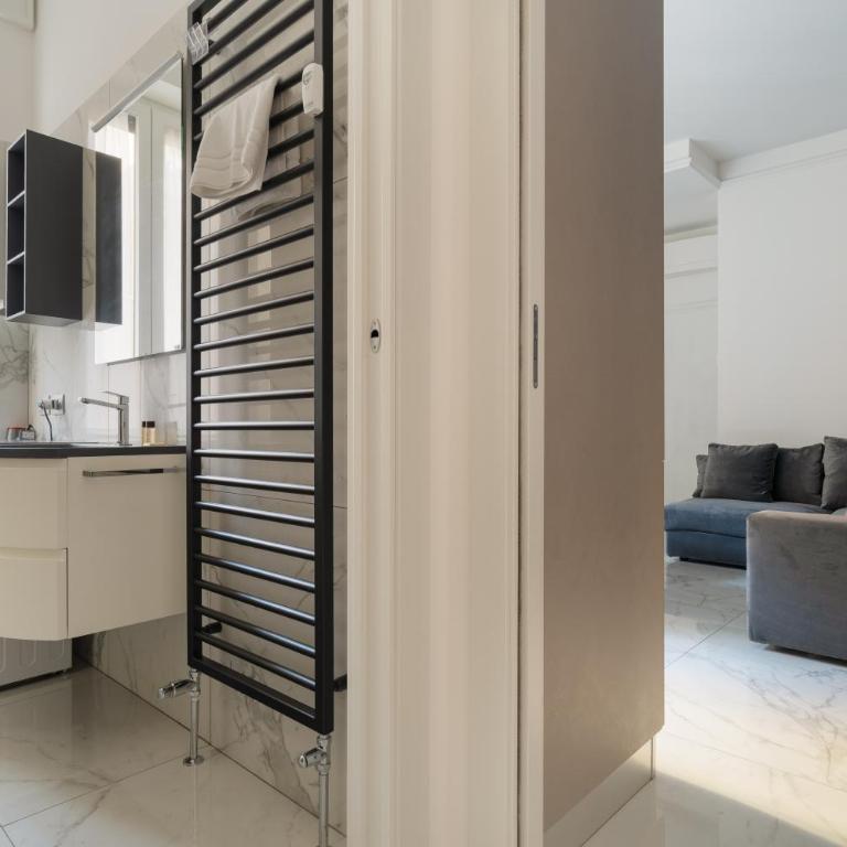 Centrale - Corso Buenos Aires Spazioso Bilocale - Appartamento con 1 Camera da Letto - 22