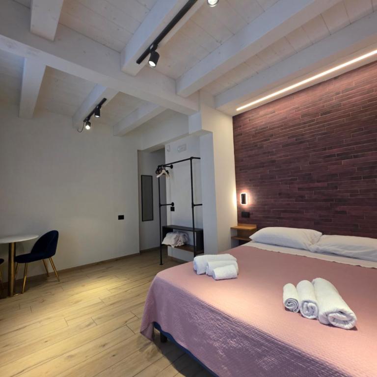 AL 54 Accommodation - Premium - Camera Matrimoniale Deluxe con Balcone - 3