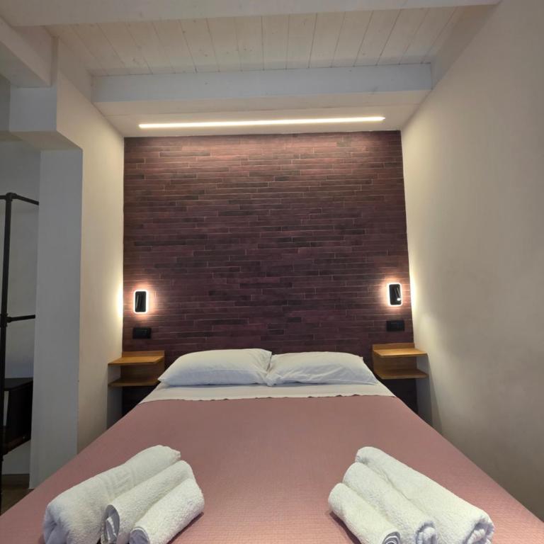AL 54 Accommodation - Premium - Camera Matrimoniale Deluxe con Balcone - 1