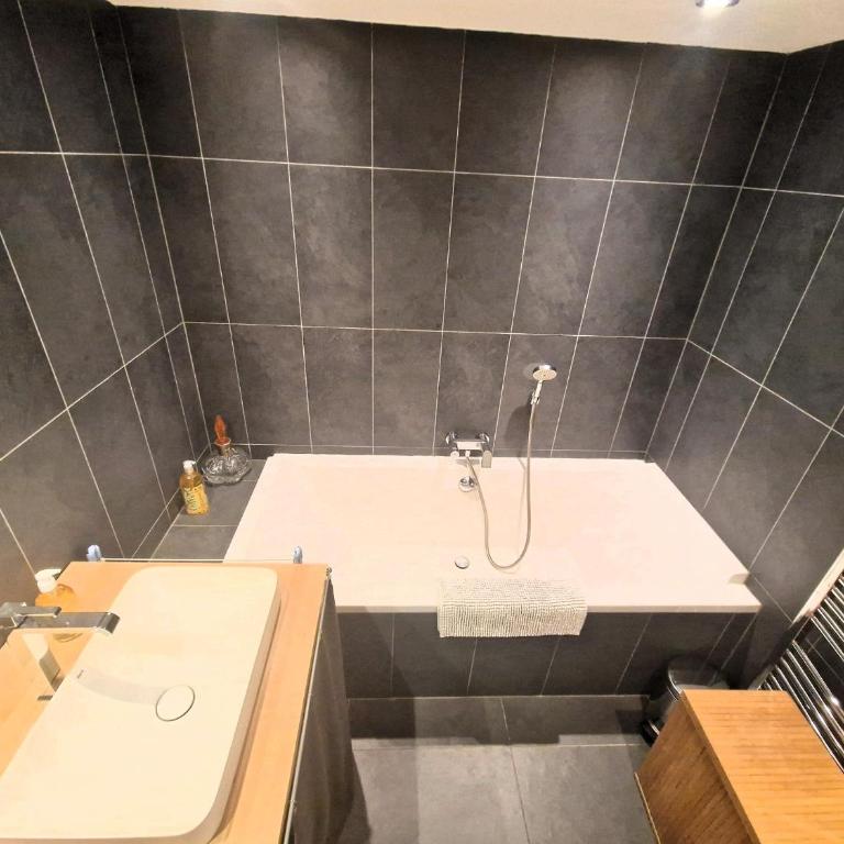 Chamonix City Center, Apartment MontBlanc View - Appartement Standard - 6