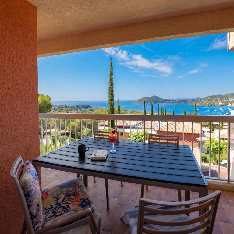 Village Club Les Mas de L'Esterel - Appartement Standard avec Vue sur la Mer - 7