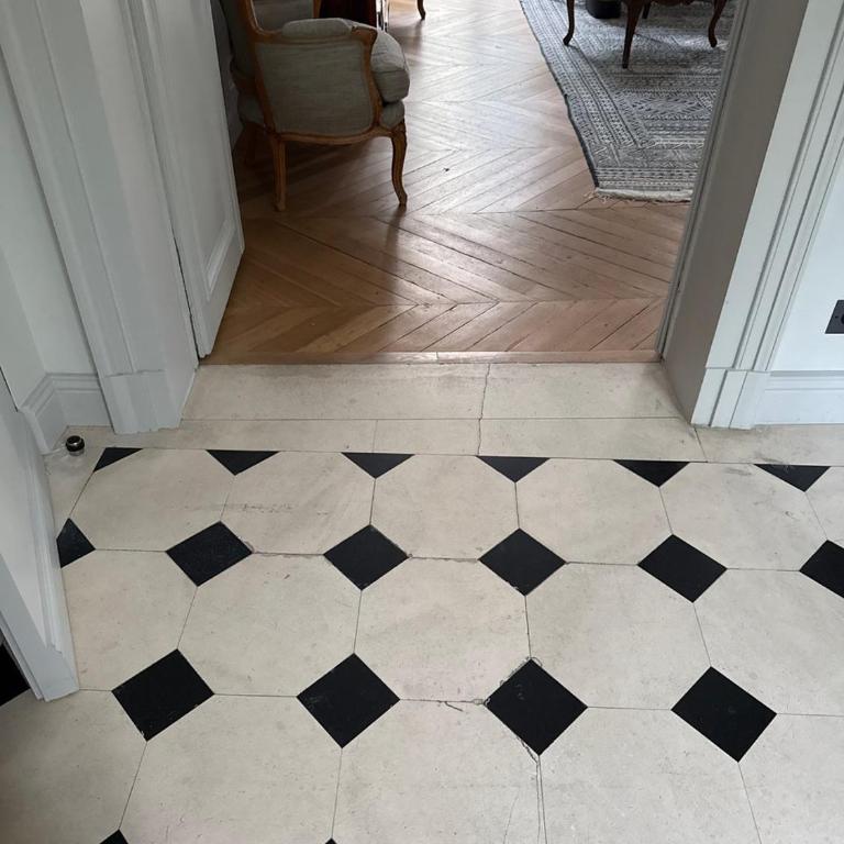 Appartement luxueux / historique proche bon marché - Appartement - 32