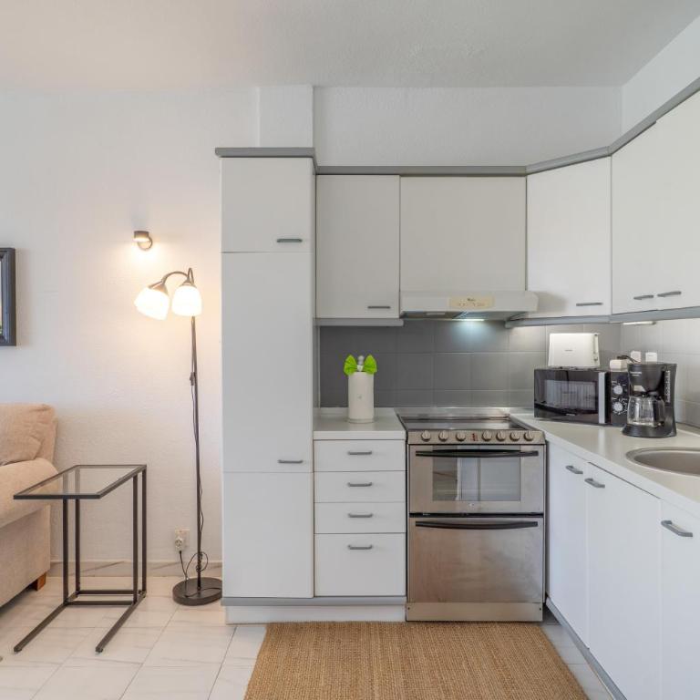 Girasol A107 - Superior One-Bedroom Apartment with Balcony - 8