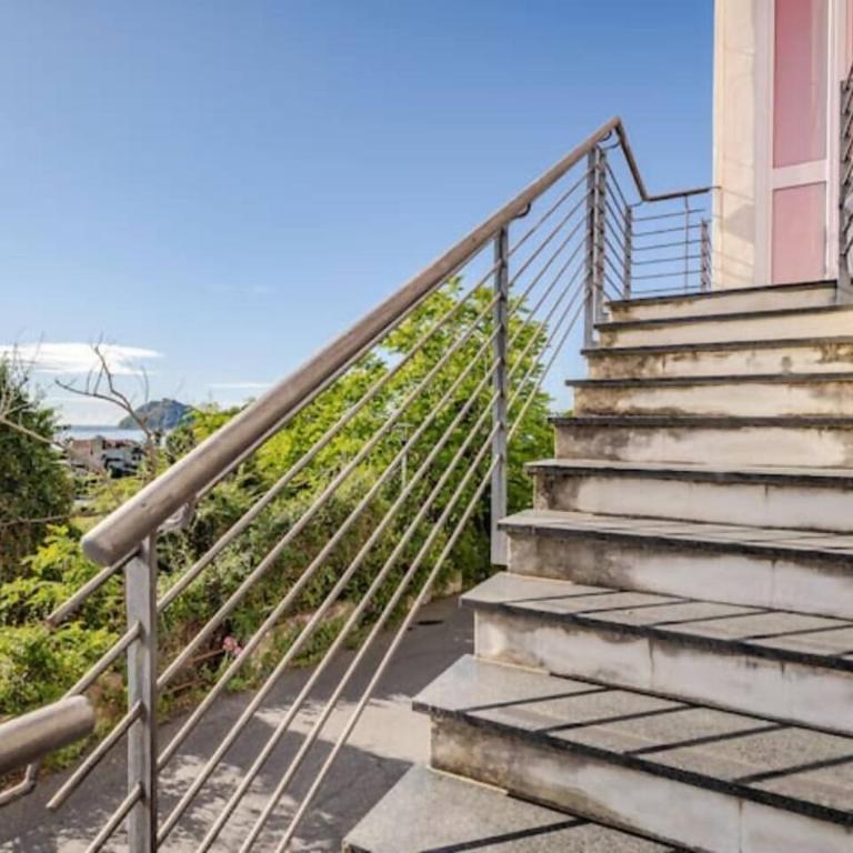 Iris Apartment | Vista Gallinara - Appartamento con 1 Camera da Letto - 14